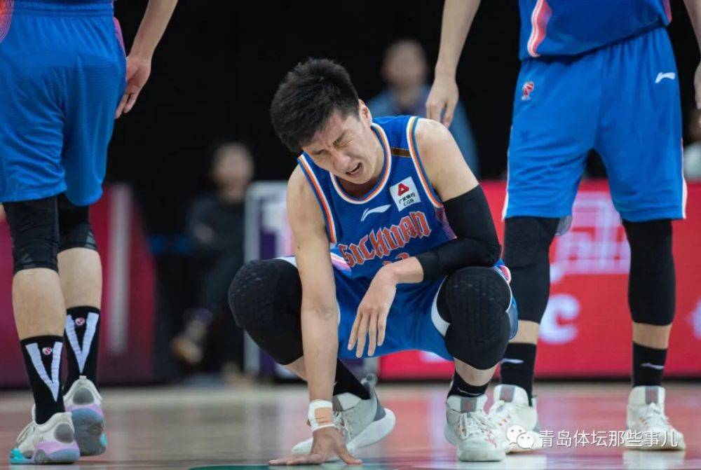 青岛队横扫山东队,布伦森刷新纪录 青岛队横扫山东队,布伦森刷新纪录