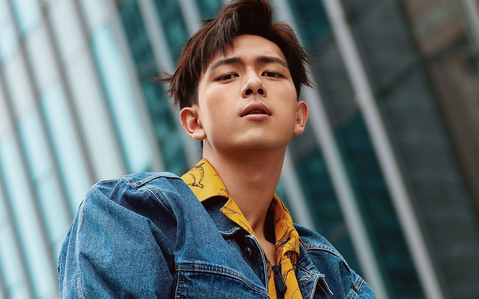 魔术师在汽车城变出全能魔法，当福克斯的数据表成为艺术品