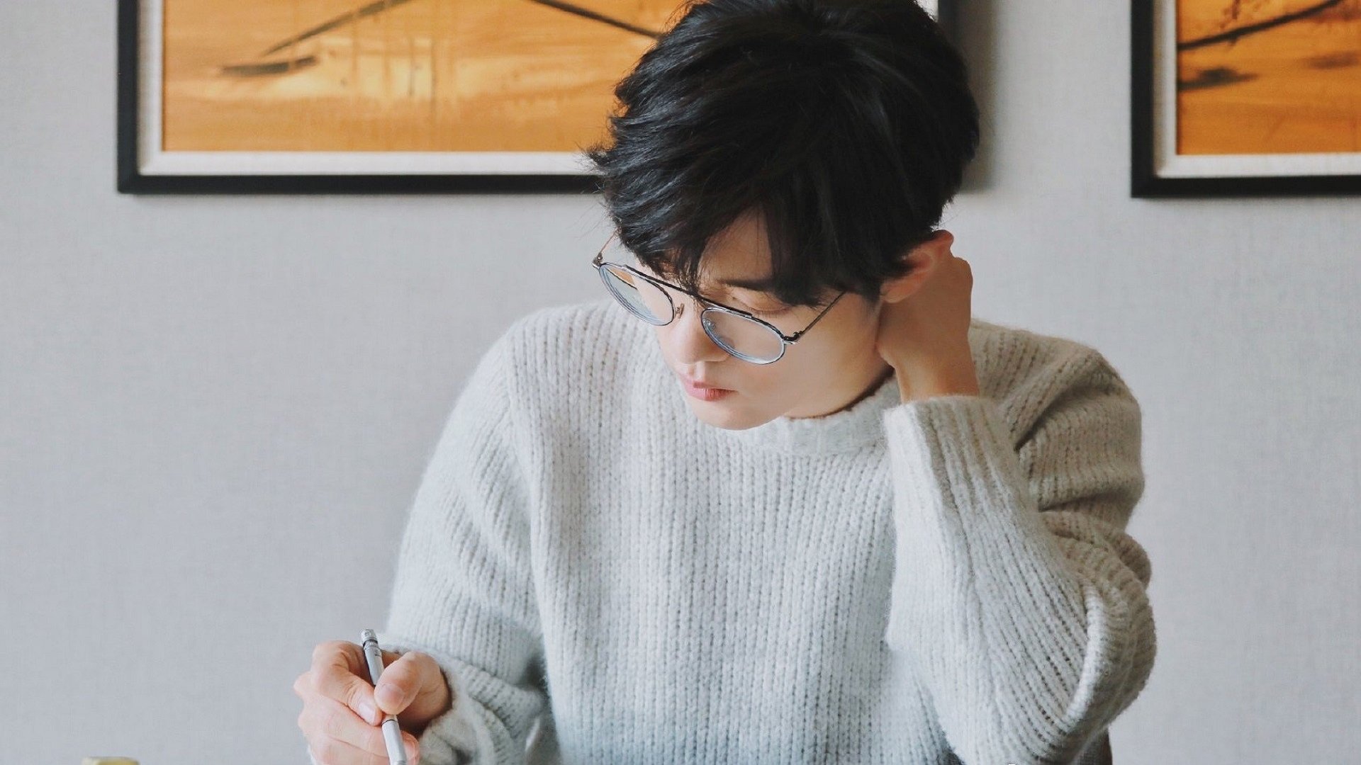 F1揭幕战之夜,他为万人欢呼,我为一人加冕