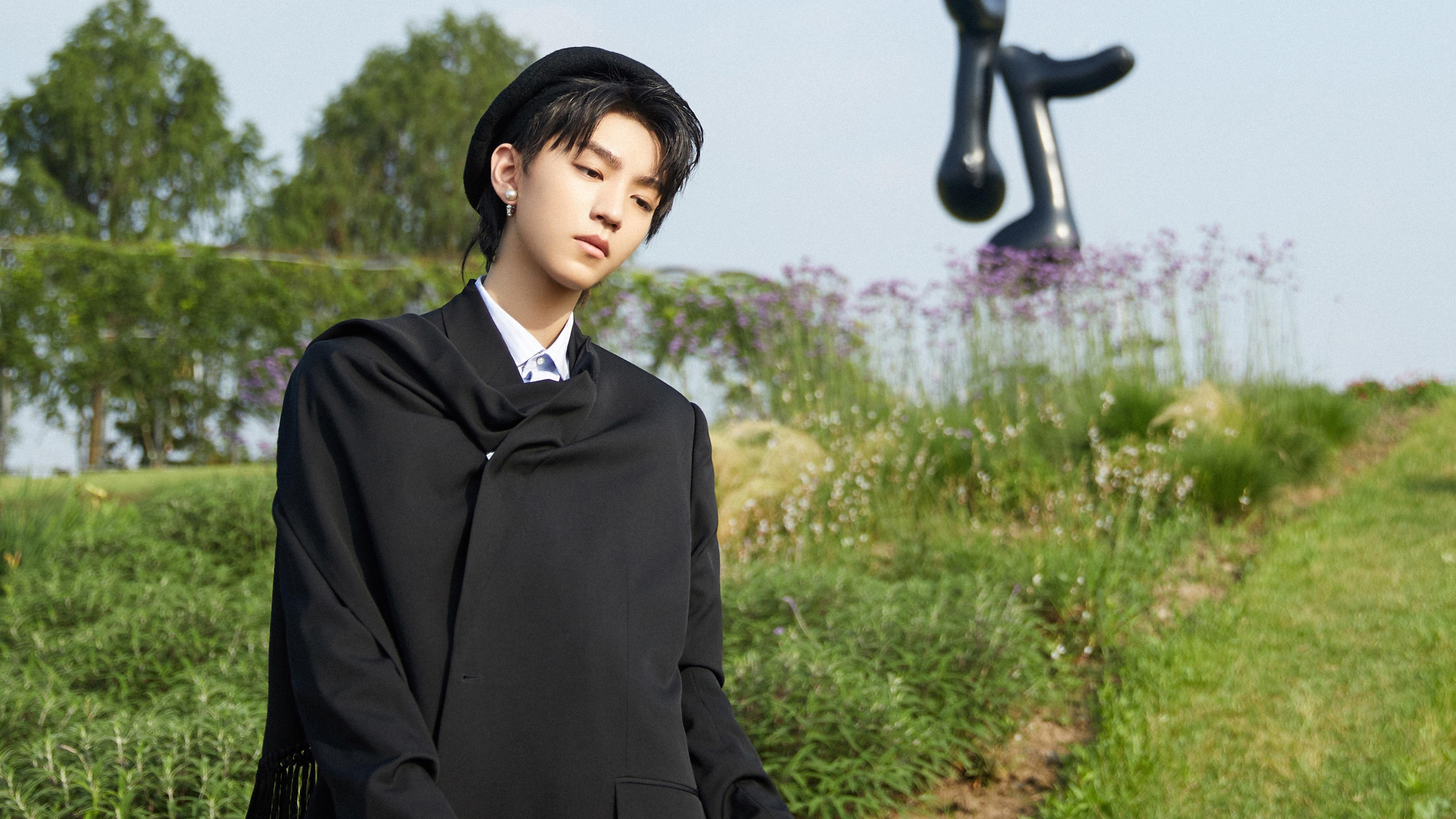 新星破局！阿尔瓦雷斯独挑大梁，勒沃库森险胜马里背后的价值证明