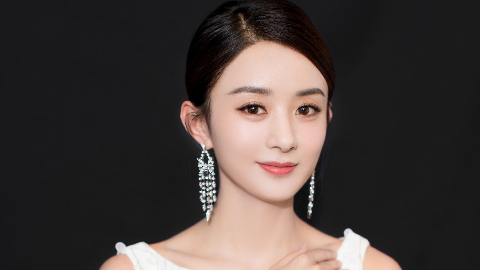 巴斯托尼，圣城之子，撕裂维京防线的黑色闪电